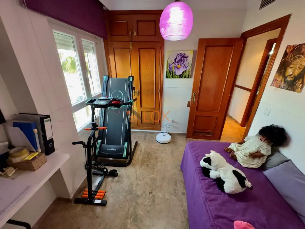 Habitación de Piso en venta en Málaga con Aire acondicionado, Jardín privado y Terraza