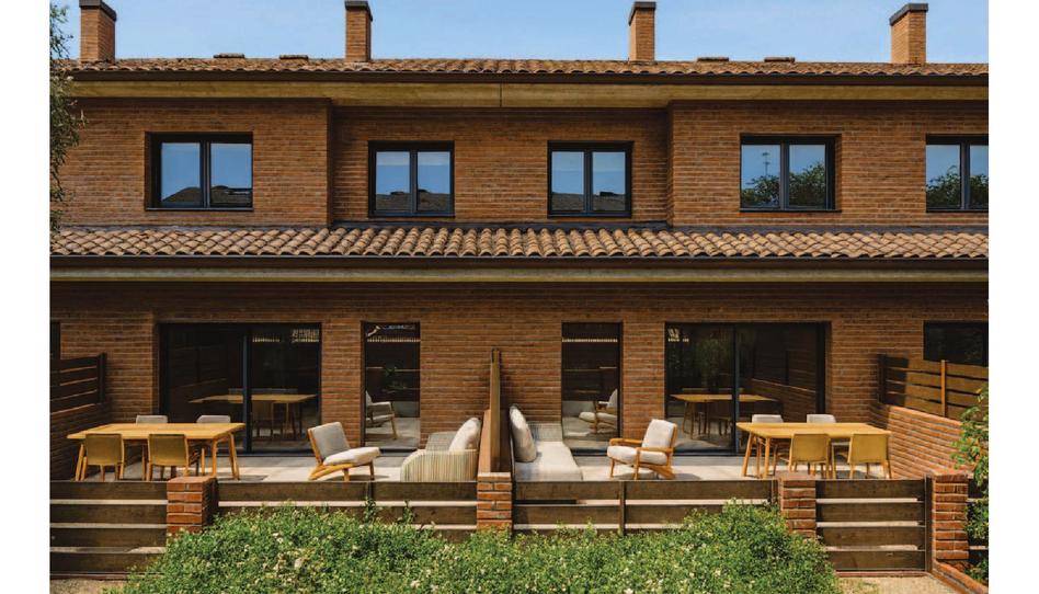 Photo 0 of Promotion CASES ADOSSADES D'OBRA NOVA