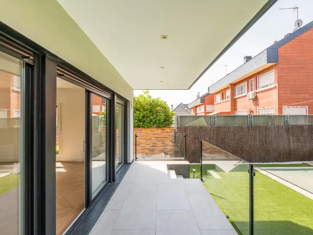 Terrace of Houses for sale in Pozuelo de Alarcón