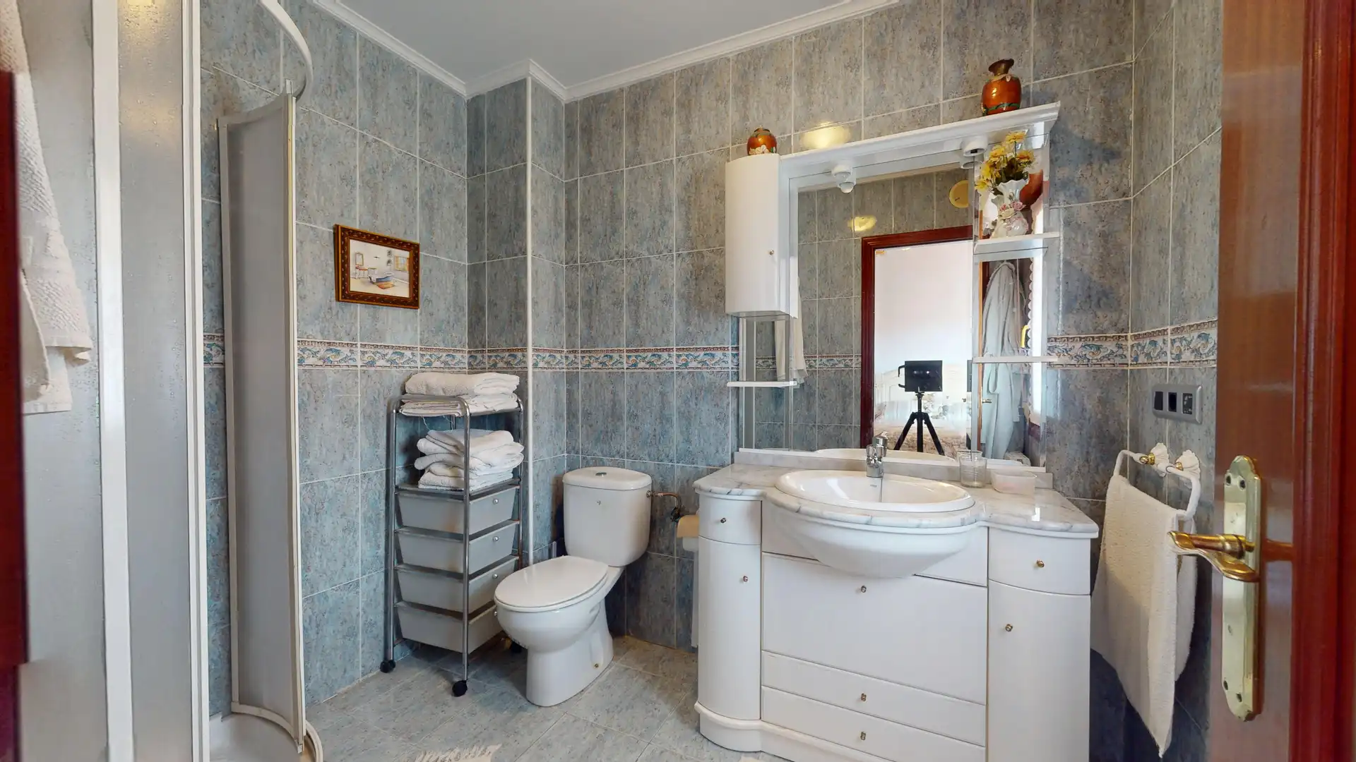 Baño de Casa o chalet en venta en Castro-Urdiales con Calefacción, Terraza y Trastero