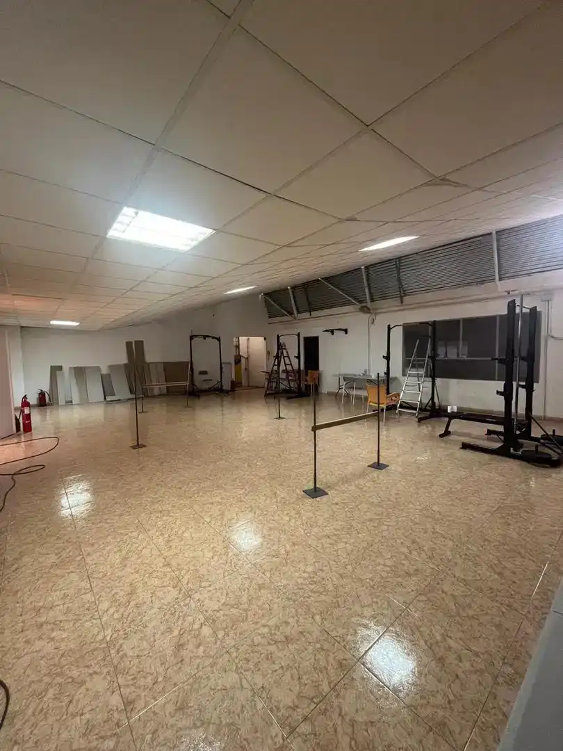 Nau industrial en venda en Elche / Elx