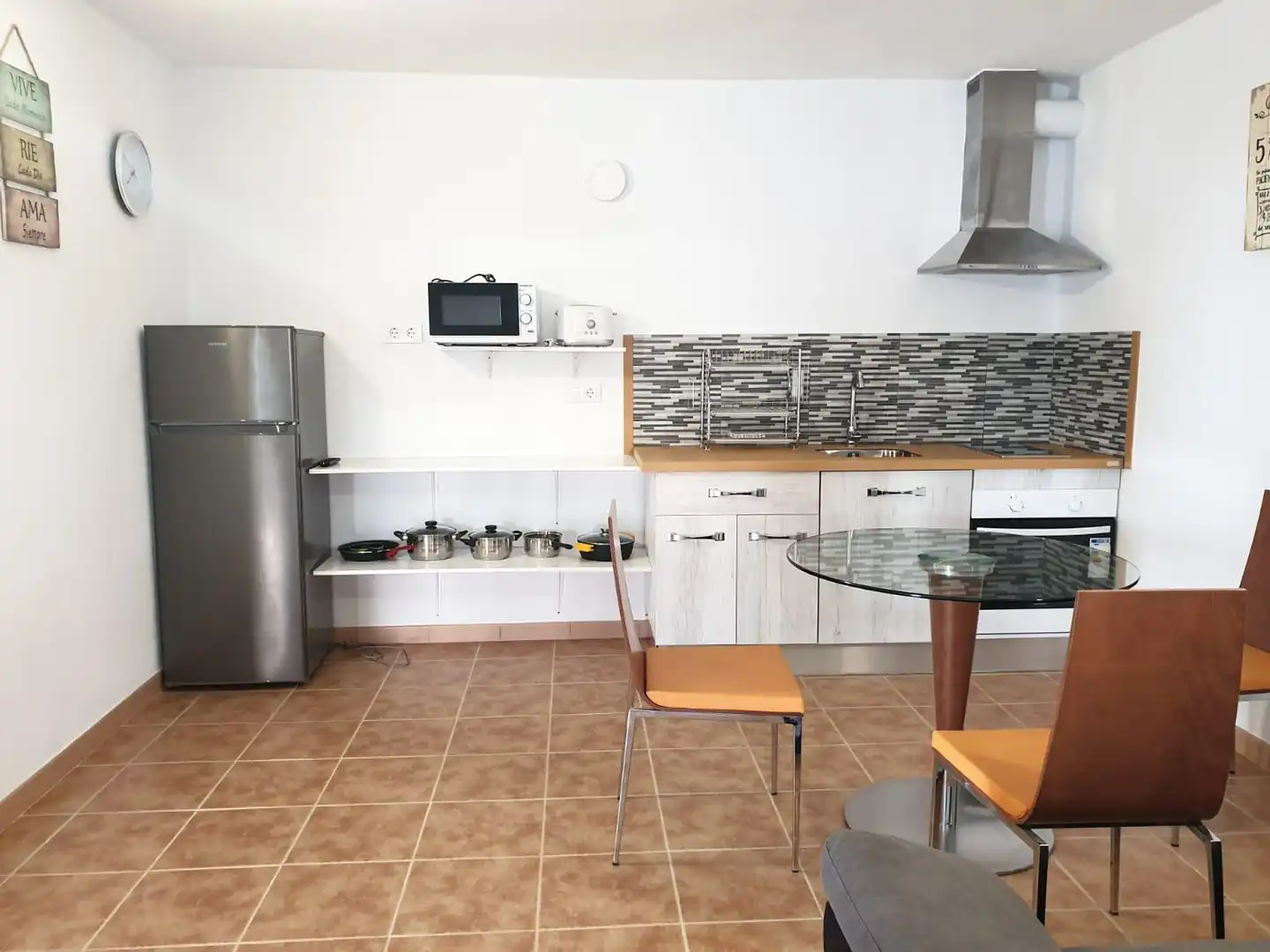 Cuina de Casa o xalet en venda en Chiclana de la Frontera amb Jardí privat i Terrassa