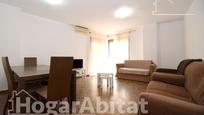 Sala d'estar de Pis en venda en Castellón de la Plana / Castelló de la Plana amb Aire condicionat, Calefacció i Balcó