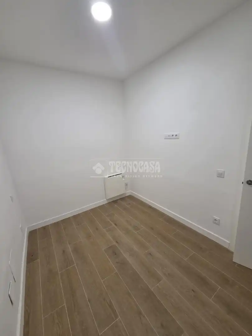 Habitación de Piso en venta en Madrid