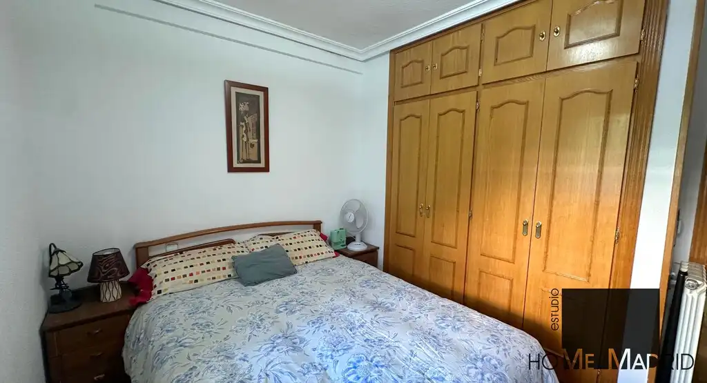 Schlafzimmer von Wohnung zum Verkauf in Madrid mit Heizung und Parkett