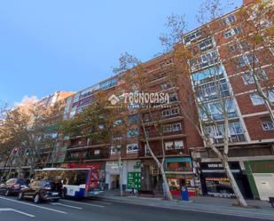 Vista exterior de Pis en venda en Valladolid Capital amb Terrassa