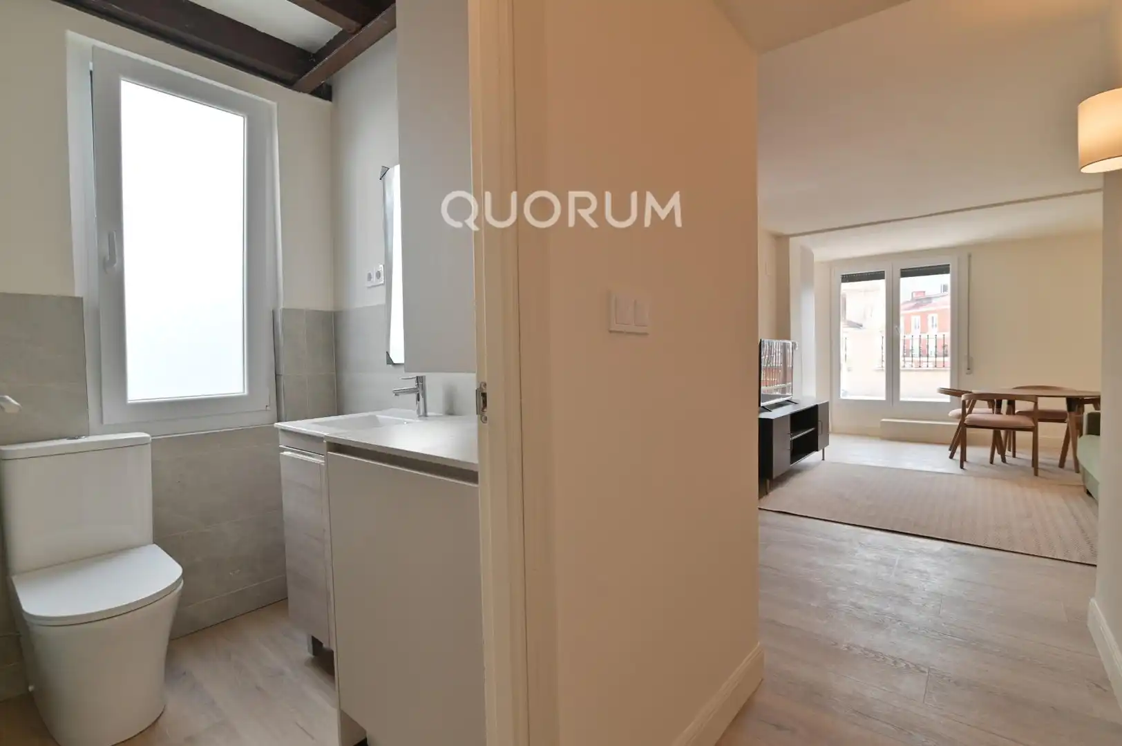 Flat for rent in Calle Marqués del Puerto, Ensanche - Moyua - Diputación