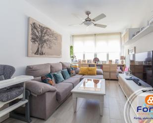 Living room of Flat for sale in  Córdoba Capital  with Air Conditioner and Heating