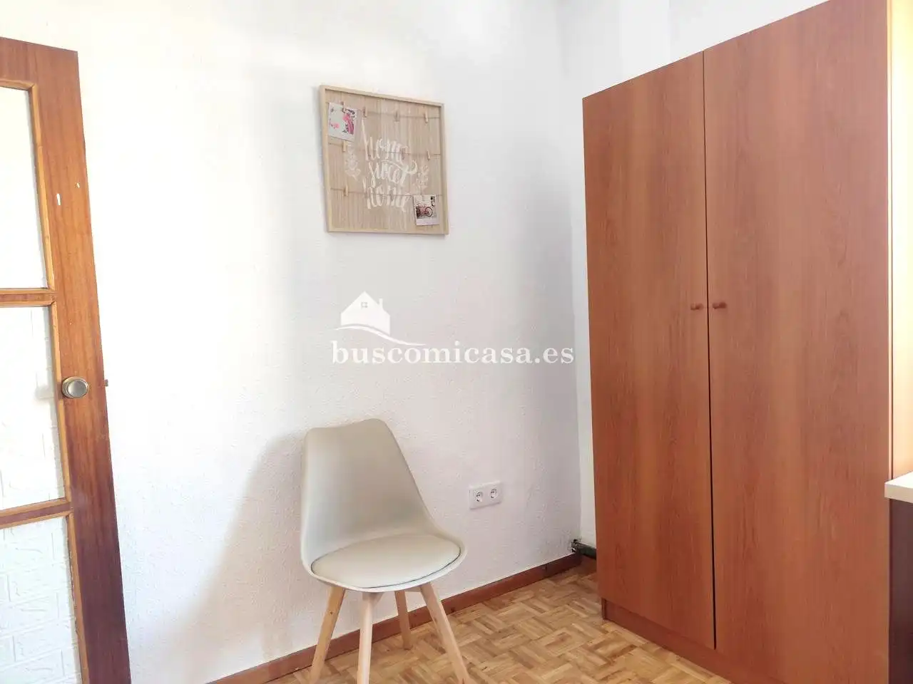 Room in Ruiz Jiménez, Avda de Madrid - Pº de la Estación