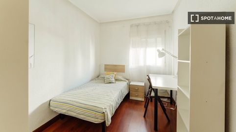 Foto 5 de Piso de alquiler en Rondilla, Valladolid Capital