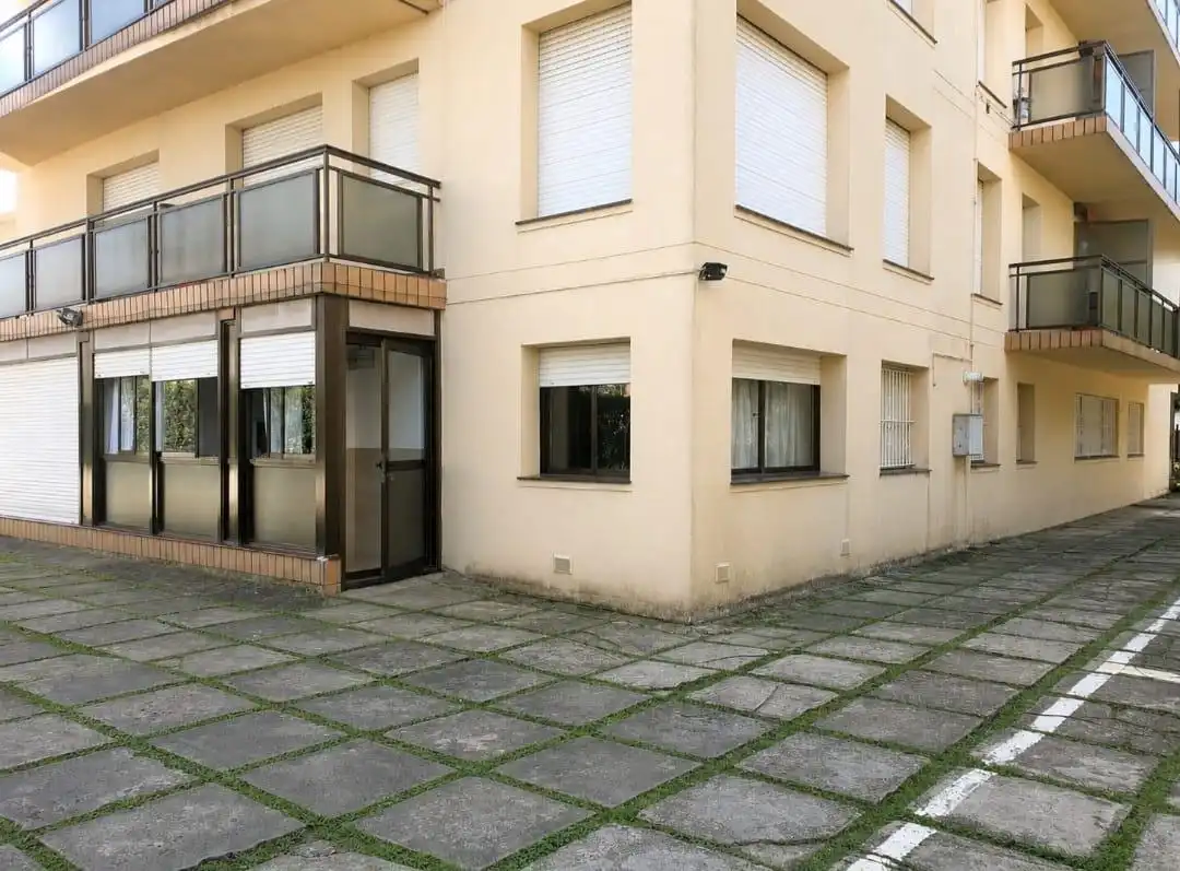 Vista exterior de Planta baja en venta en Laredo con Terraza