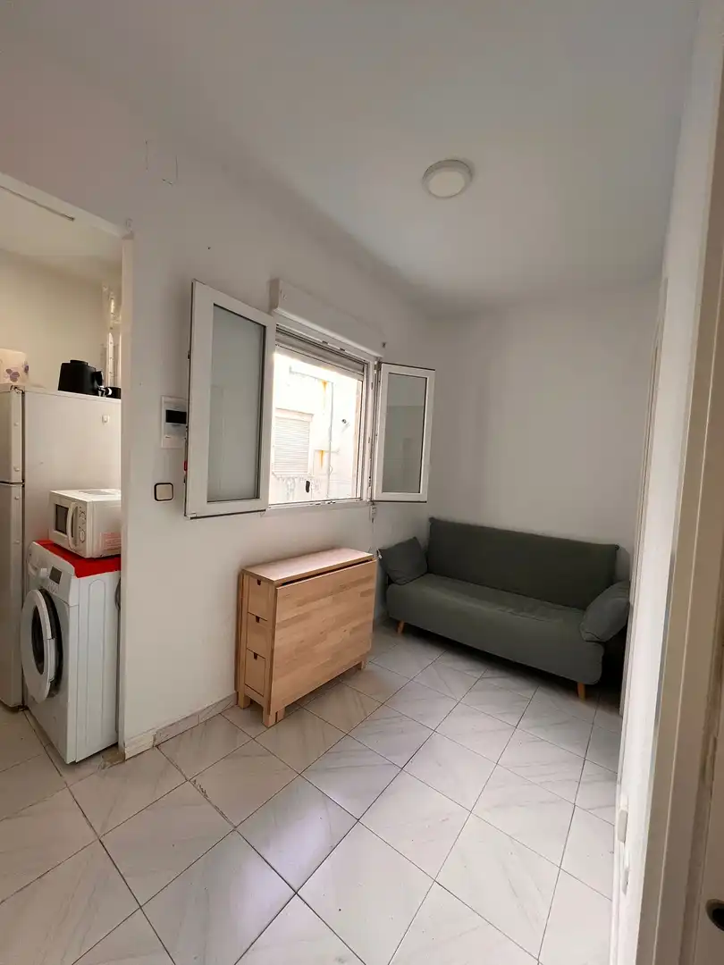 Habitación de Piso en venta en  Madrid Capital con Amueblado