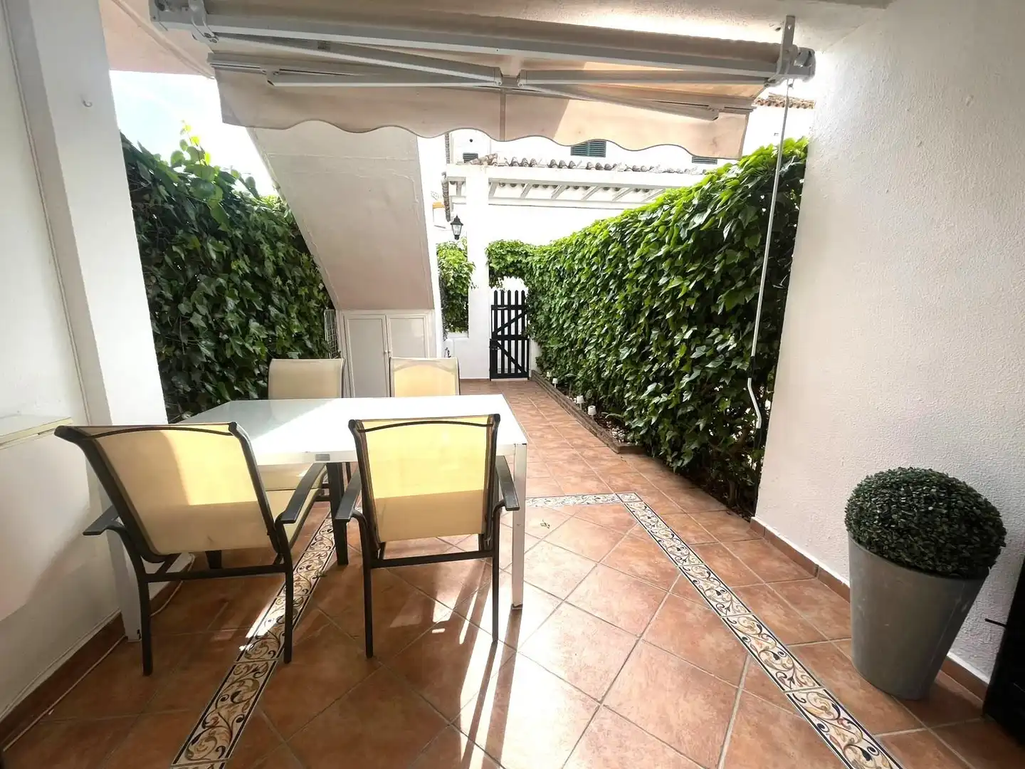 Terraza de Planta baja en venta en El Portil con Amueblado y Piscina comunitaria