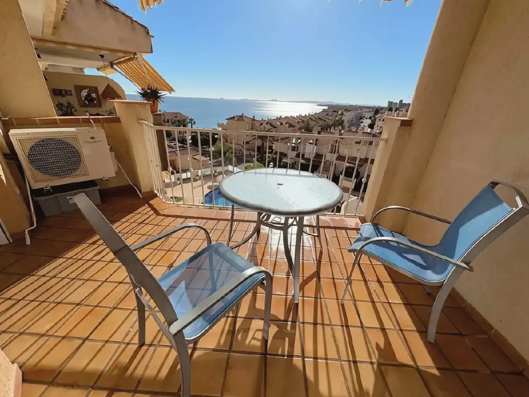 Penthouse with terrace for sale in Orihuela Costa