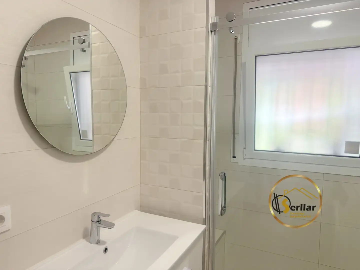 Badezimmer von Haus oder Chalet zum Verkauf in Calafell mit Klimaanlage, Heizung und Privatgarten