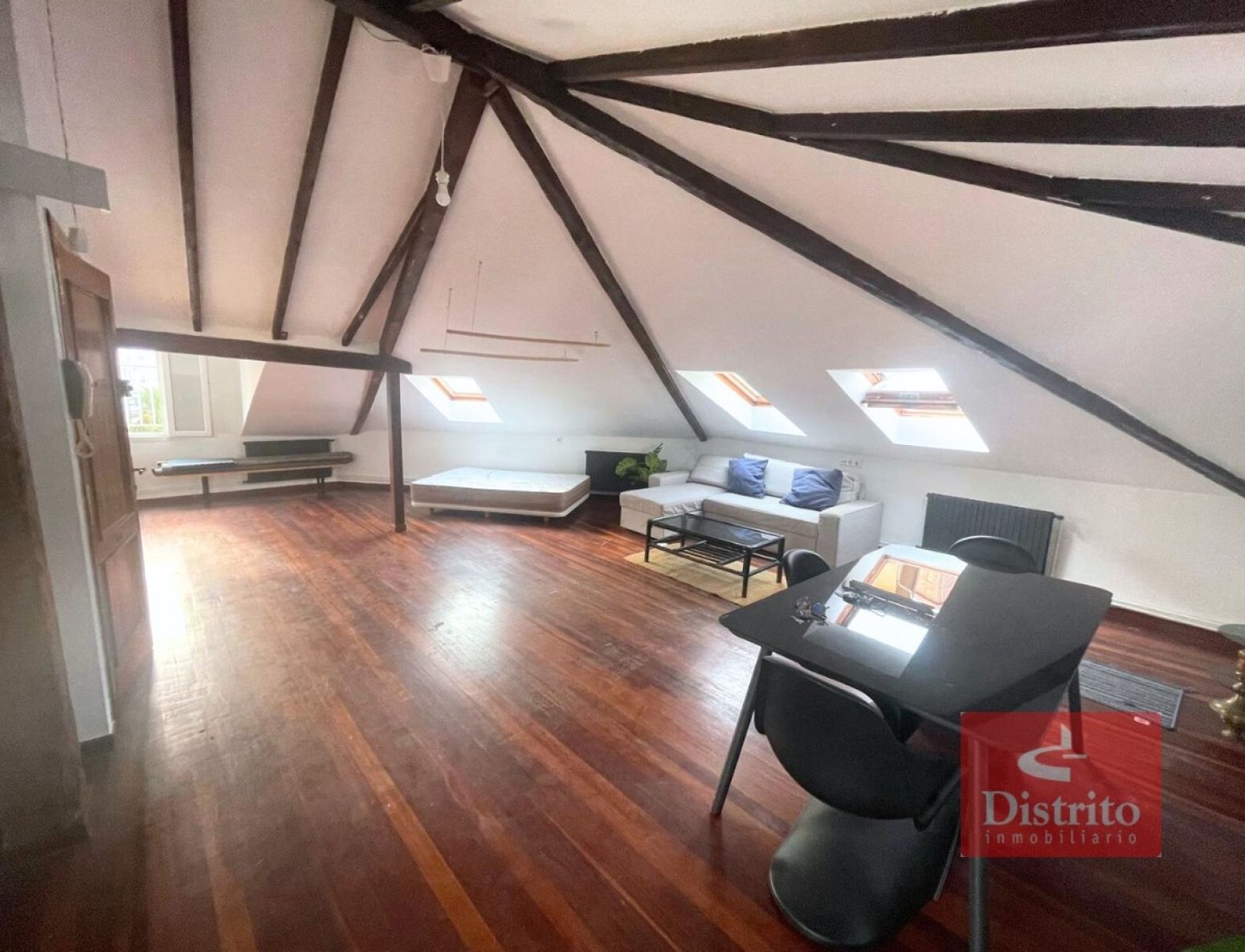 Sala d'estar de Pis en venda en Santander amb Calefacció