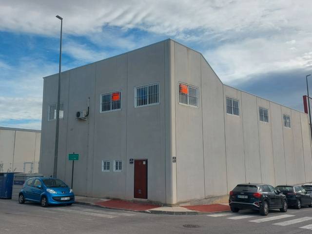 Local comercial en Alquiler en Calle Castillo de Lorca, 19 en Lorquí