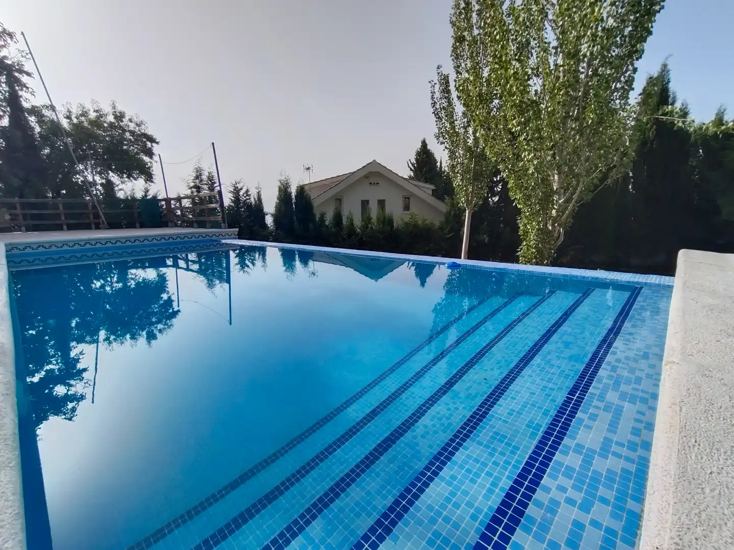 Piscina de Casa o xalet en venda en La Zubia amb Aire condicionat, Calefacció i Jardí privat