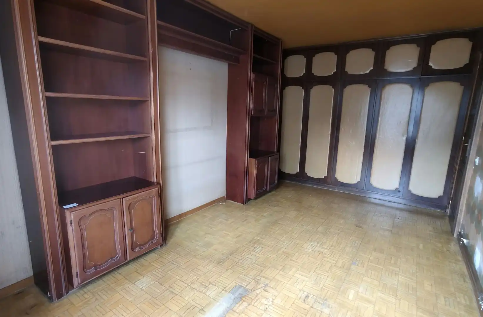 Piso en venta en Barcelona con Calefacción, Parquet y Horno