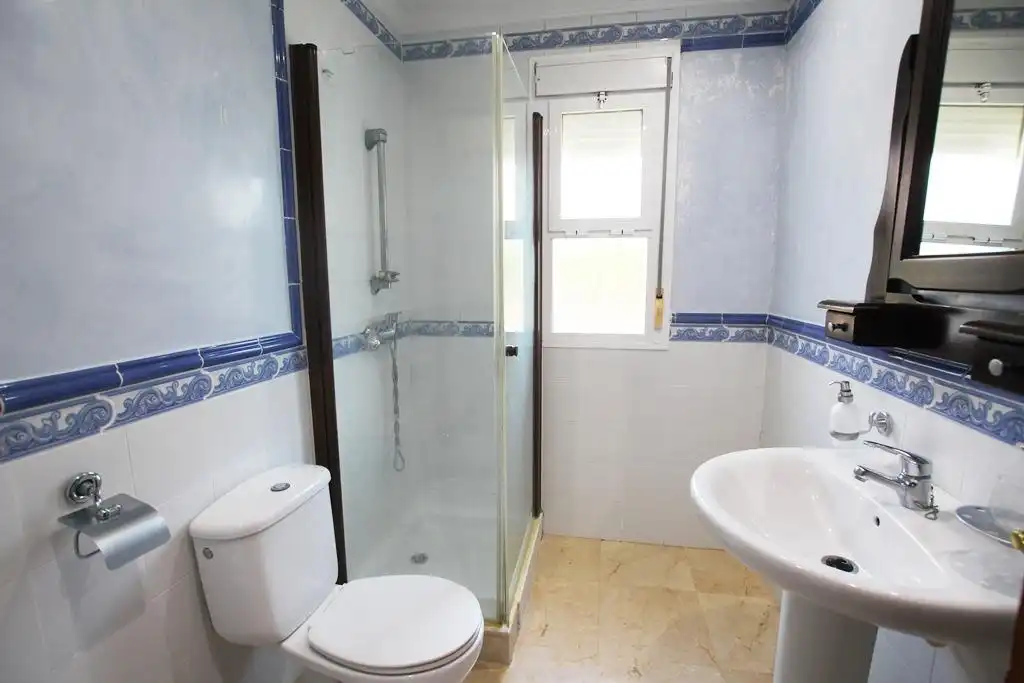 Bathroom of Houses for sale in Jerez de la Frontera  with Air Conditioner and Swimming Pool