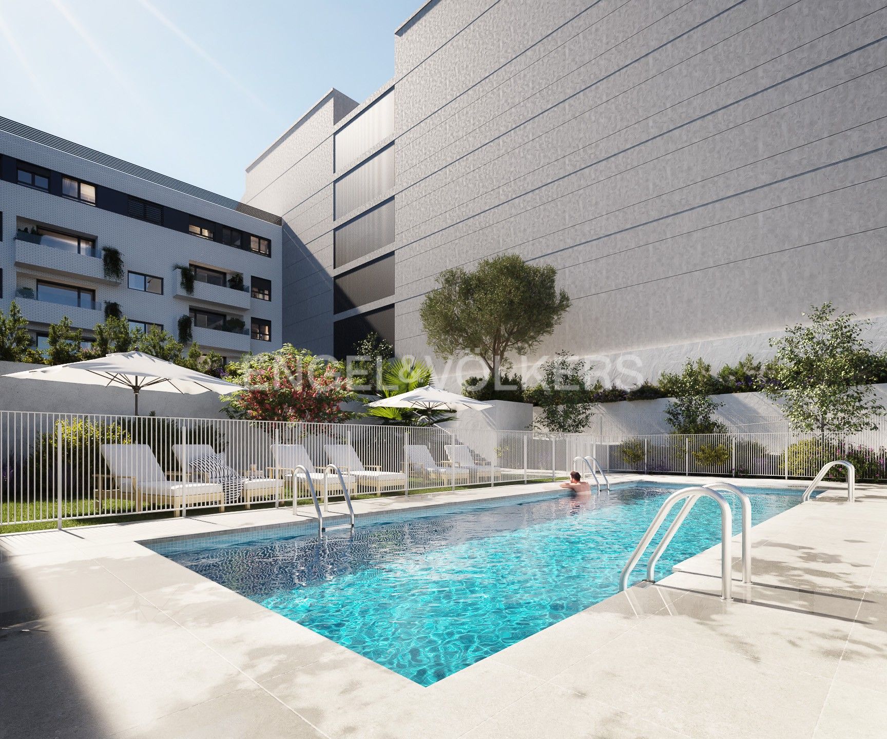 Swimming pool of Attic for sale in  Madrid Capital  with Air Conditioner, Heating and Terrace