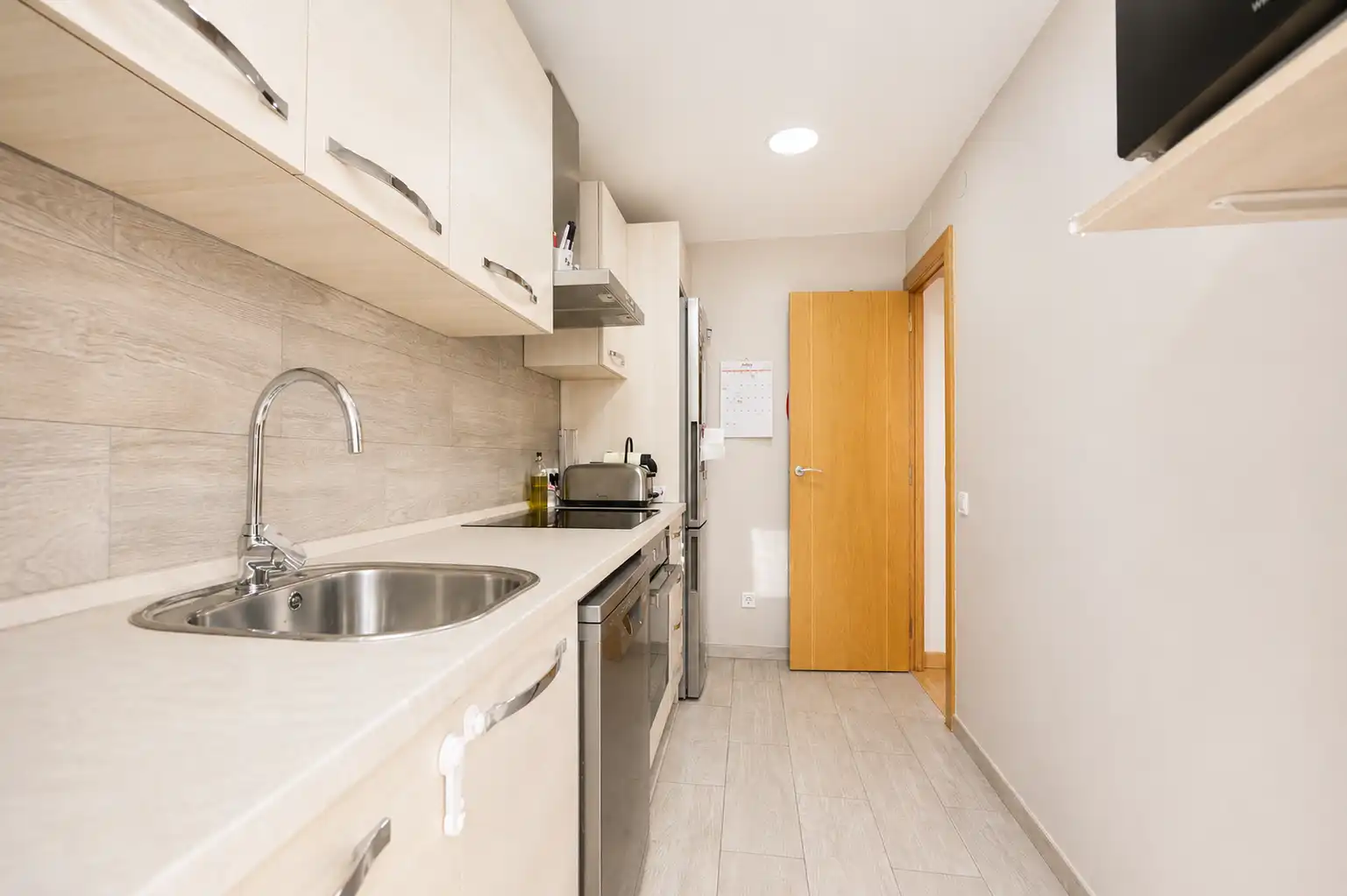 Cocina de Piso en venta en Santa Coloma de Gramenet con Aire acondicionado y Terraza