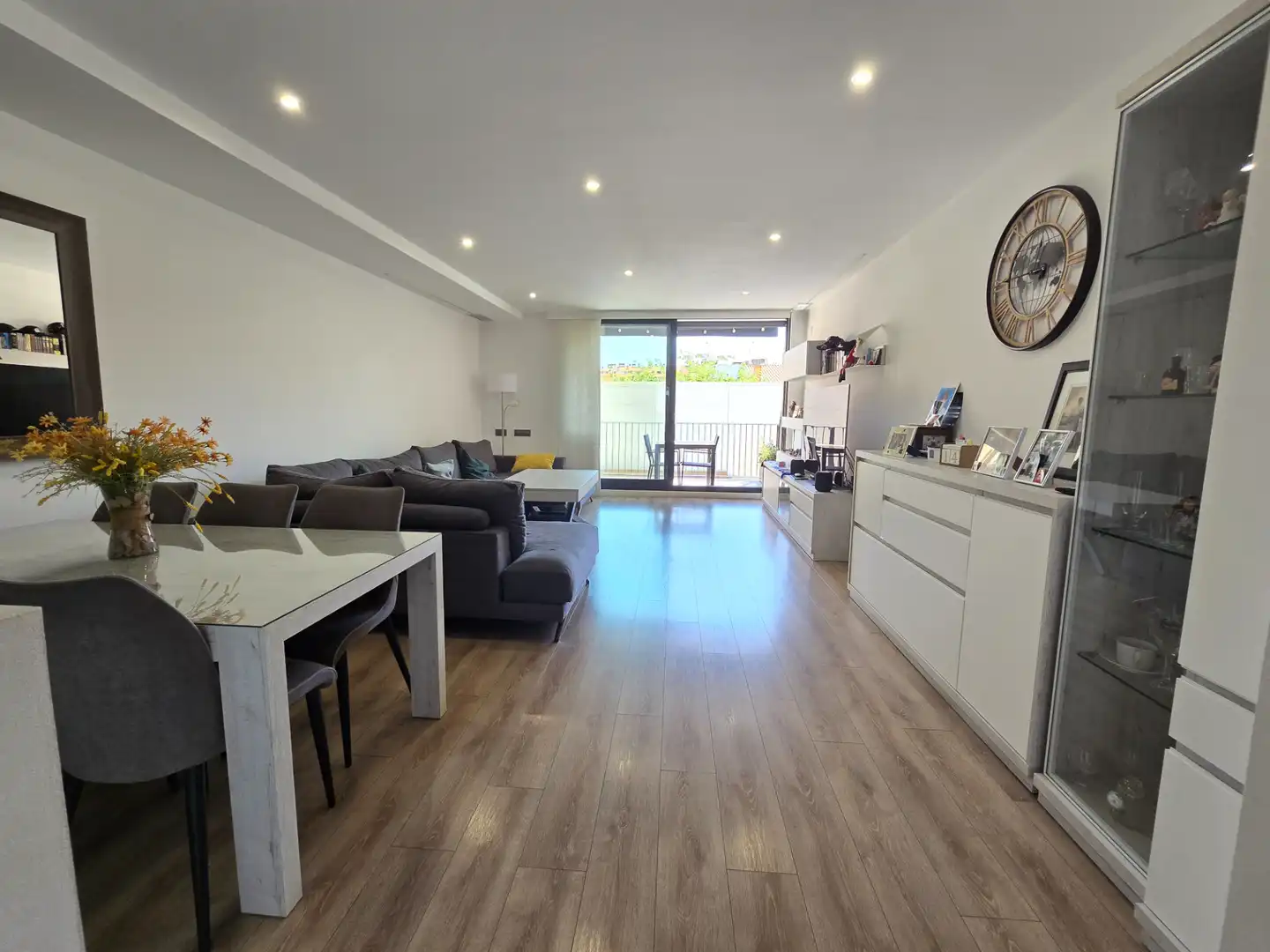 Wohnzimmer von Einfamilien-Reihenhaus zum Verkauf in Sabadell mit Terrasse und Schwimmbad