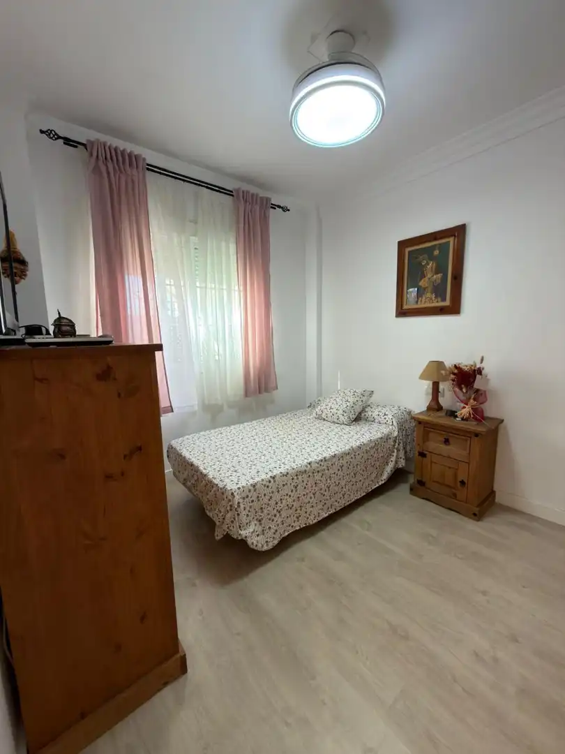 Habitación de Casa o chalet en venta en Los Molinos