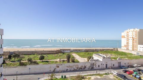 Foto 2 de Piso en venta en Calle San Bartolome, Paseo Marítimo - San José - La Laguna, Cádiz Capital