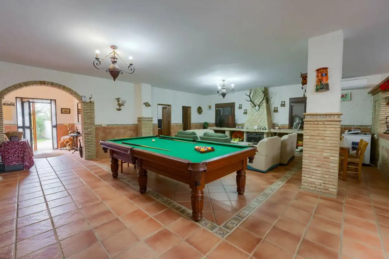 Country homes for sale in Pilas  with Private garden, Terrace and Swimming Pool