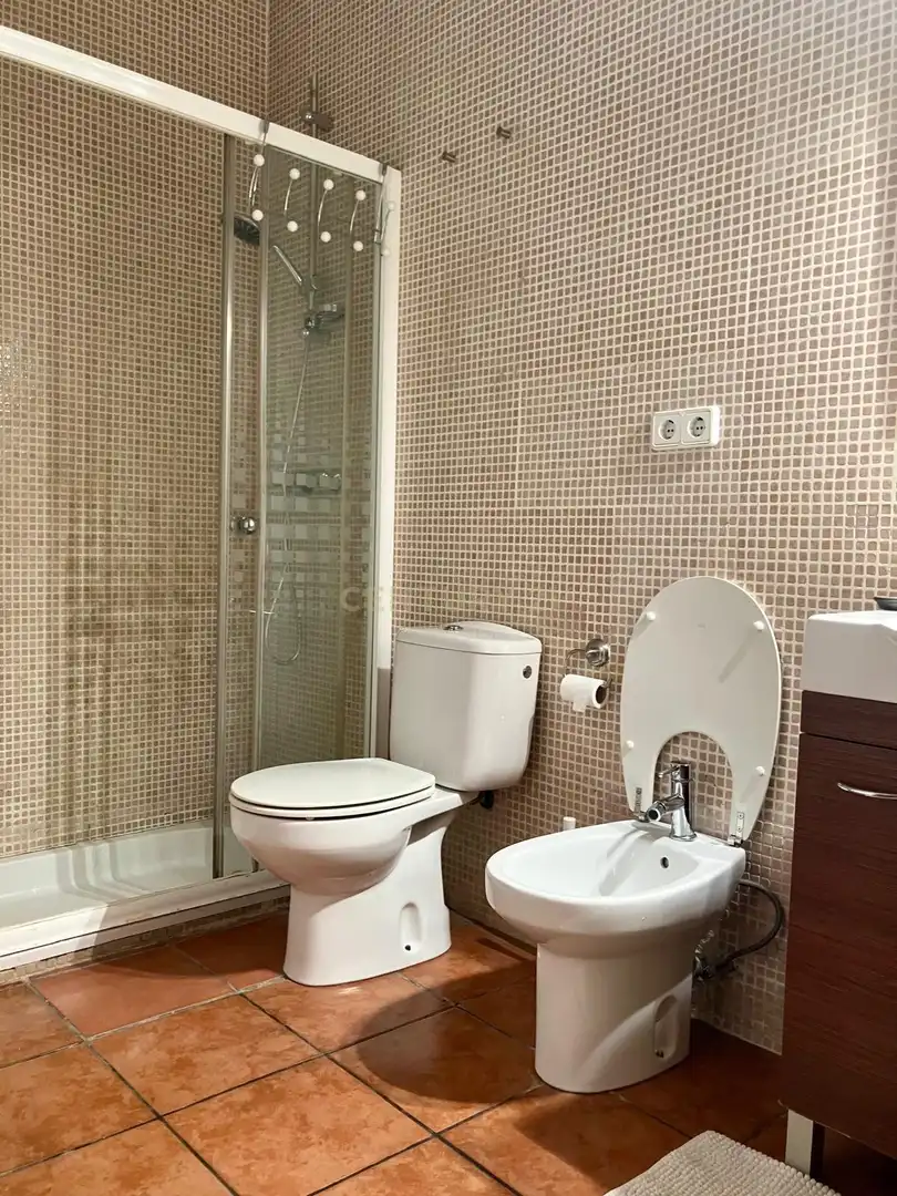Bany de Apartament de lloguer en Barcelona amb Aire condicionat