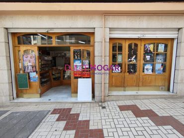 Local comercial en venda a Calle CALZADA DE LA TRINIDAD