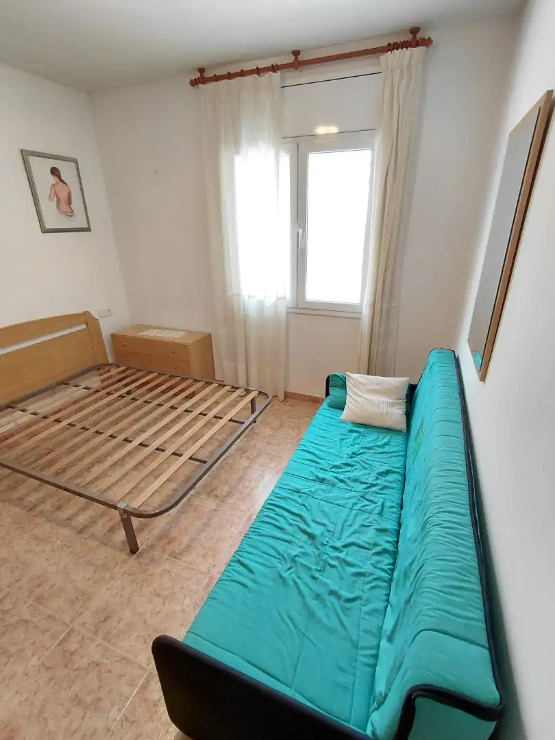 Dormitori de Casa o xalet en venda en El Vendrell amb Calefacció, Jardí privat i Traster