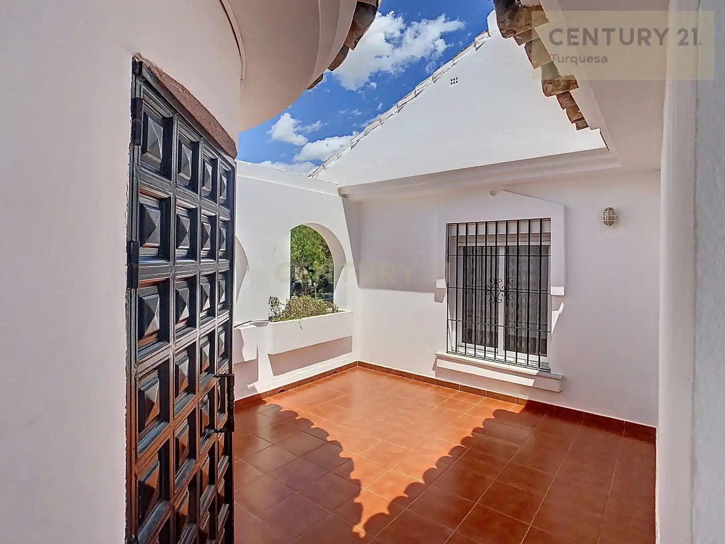 Vista exterior de Casa o xalet de lloguer en Torremolinos amb Aire condicionat, Jardí privat i Traster