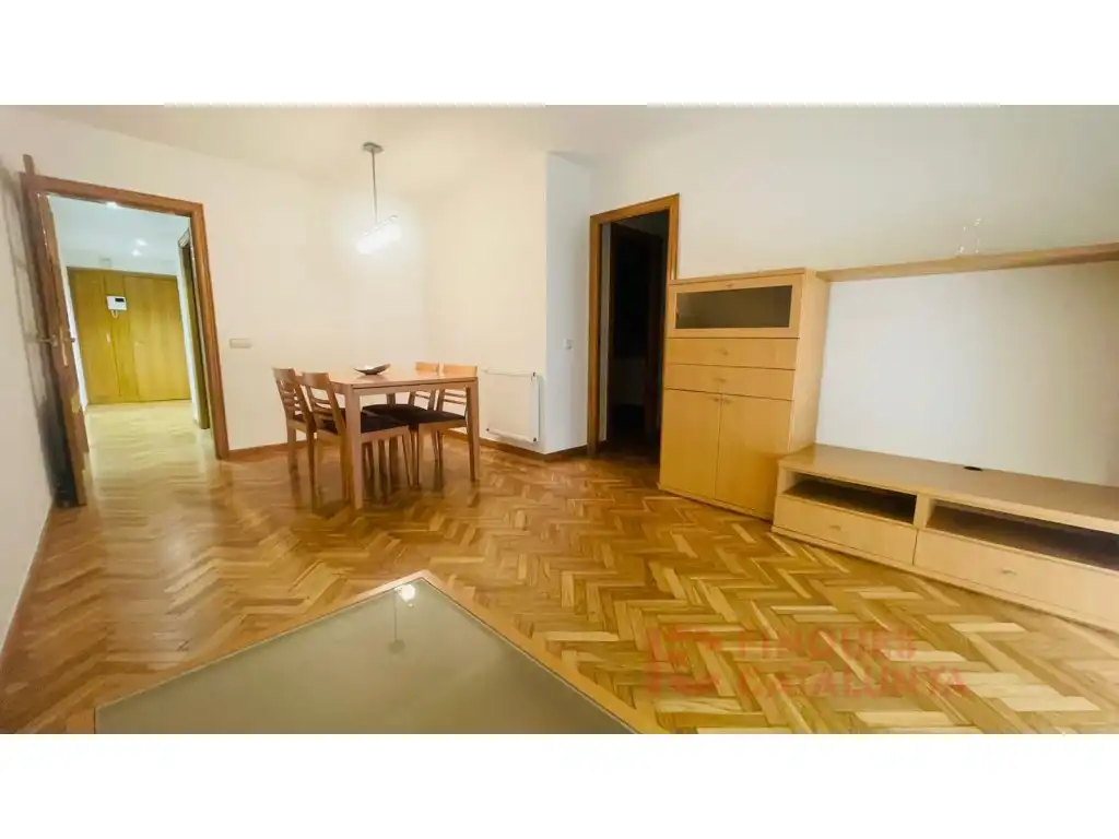 Außenansicht von Wohnung zum Verkauf in Girona