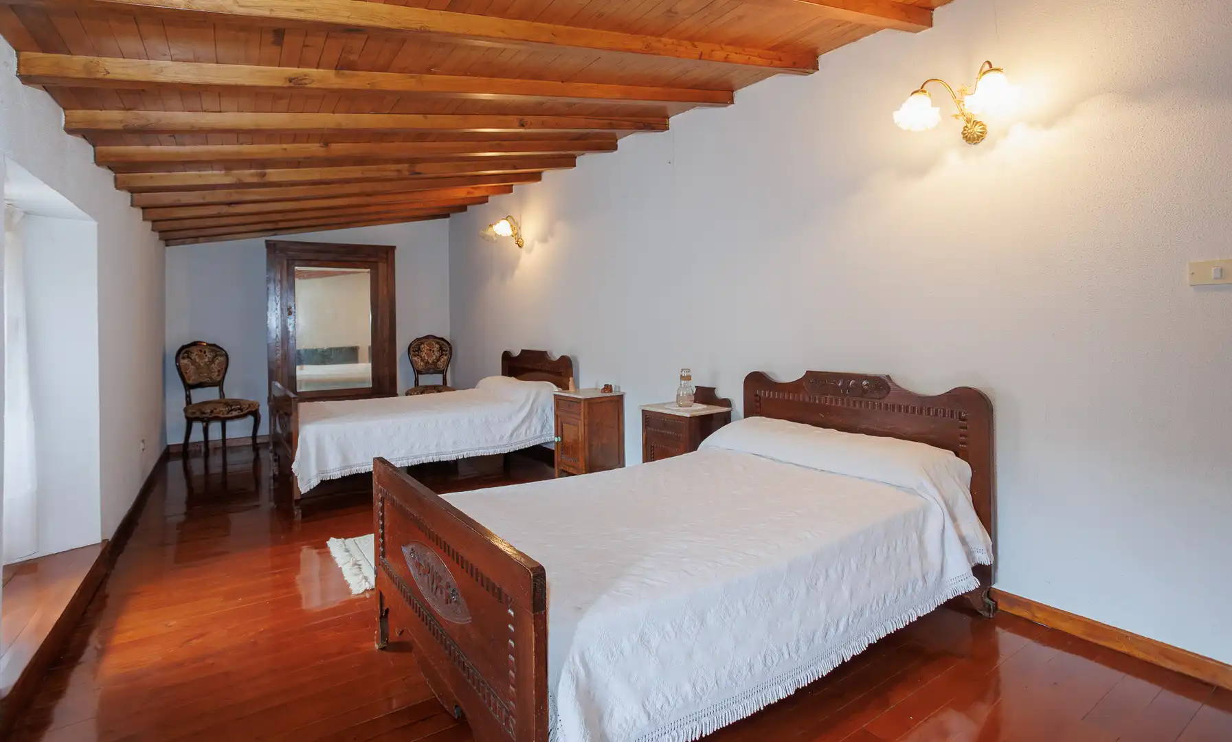 Schlafzimmer von Country house zum Verkauf in Lalín mit Möbliert