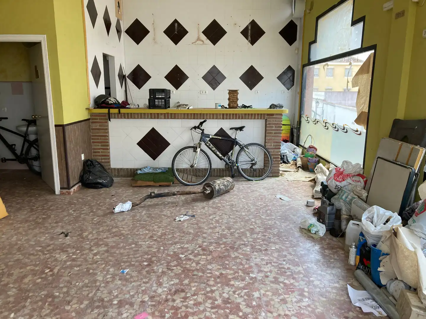 Local comercial en venda a Calle los Francos 15, imagen 2