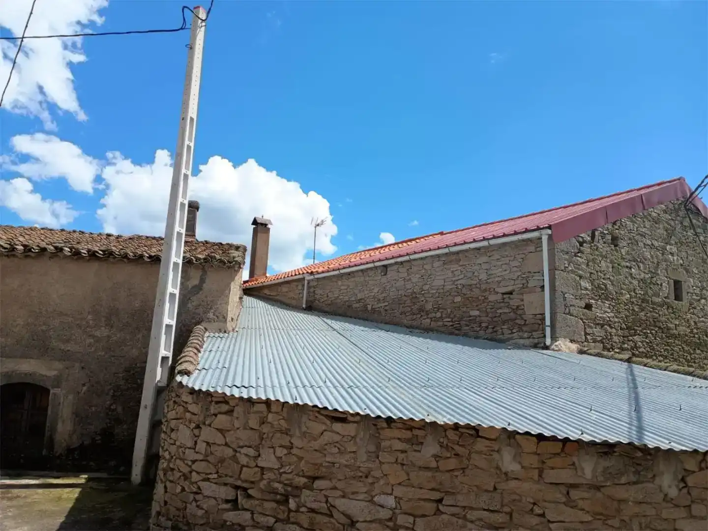 Exterior view of Flat for sale in Peralejos de Arriba  with Private garden, Storage room and Furnished