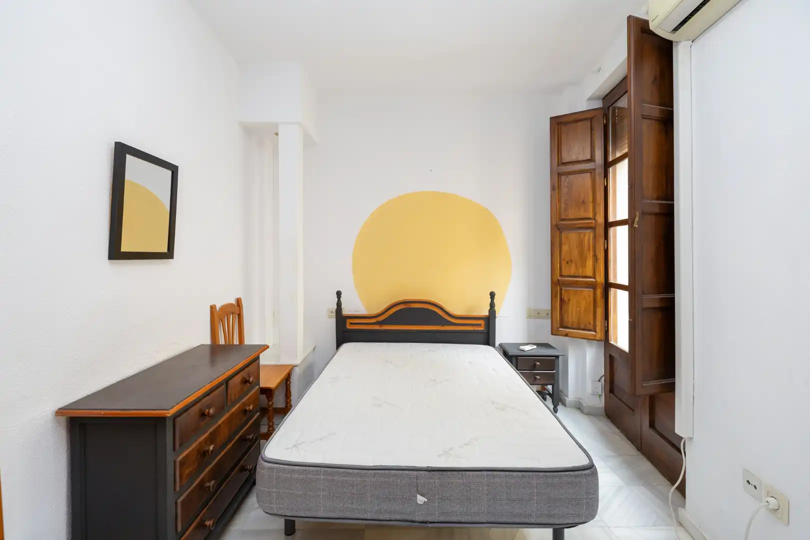 Schlafzimmer von Wohnung zur Miete in Granada mit Heizung, Möbliert und Waschmaschine