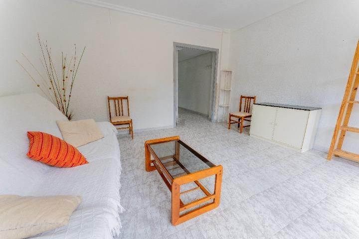 Sala d'estar de Planta baixa en venda en Elche / Elx amb Balcó