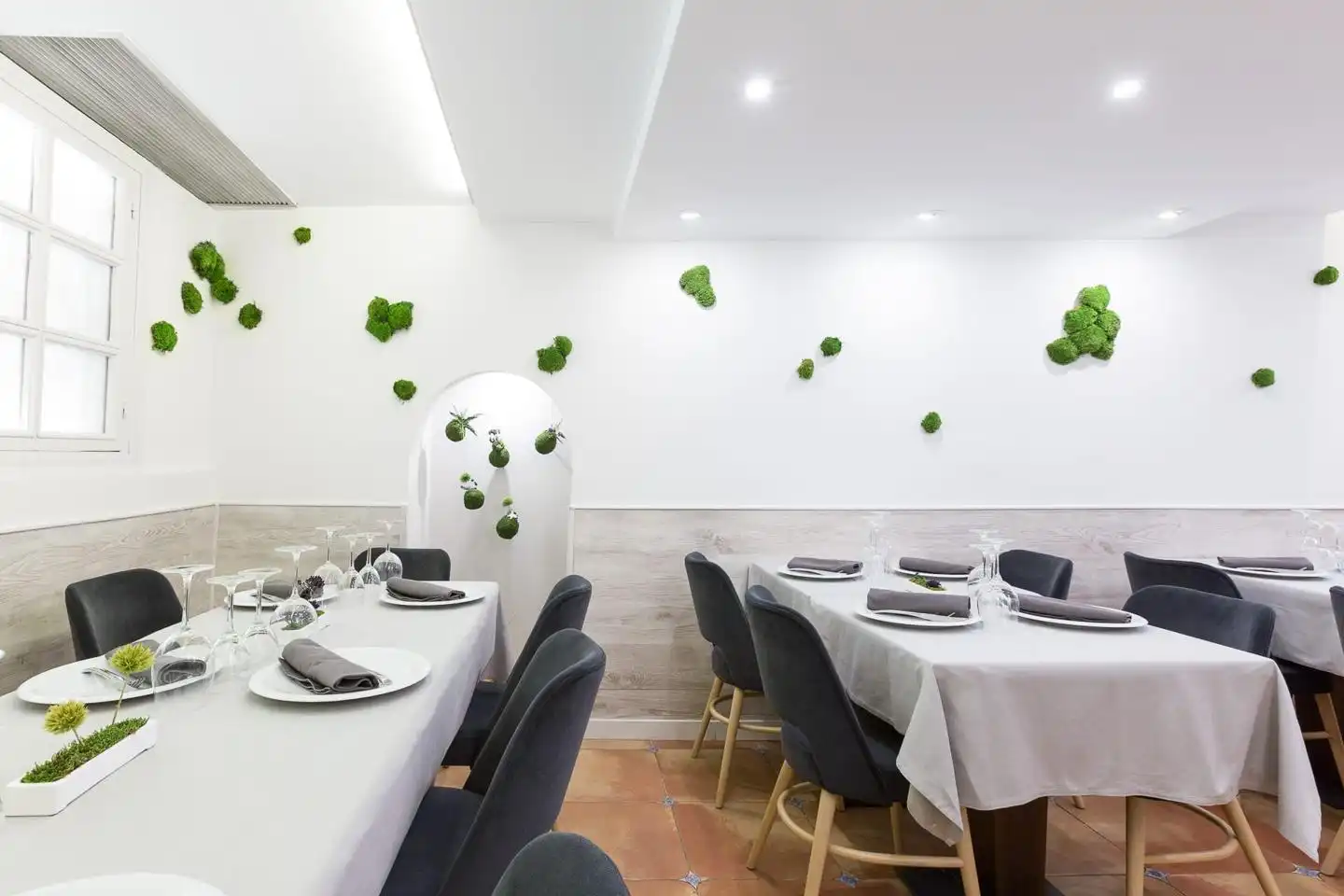 Esszimmer von Geschaftsraum zur Miete in Zaragoza mit Klimaanlage