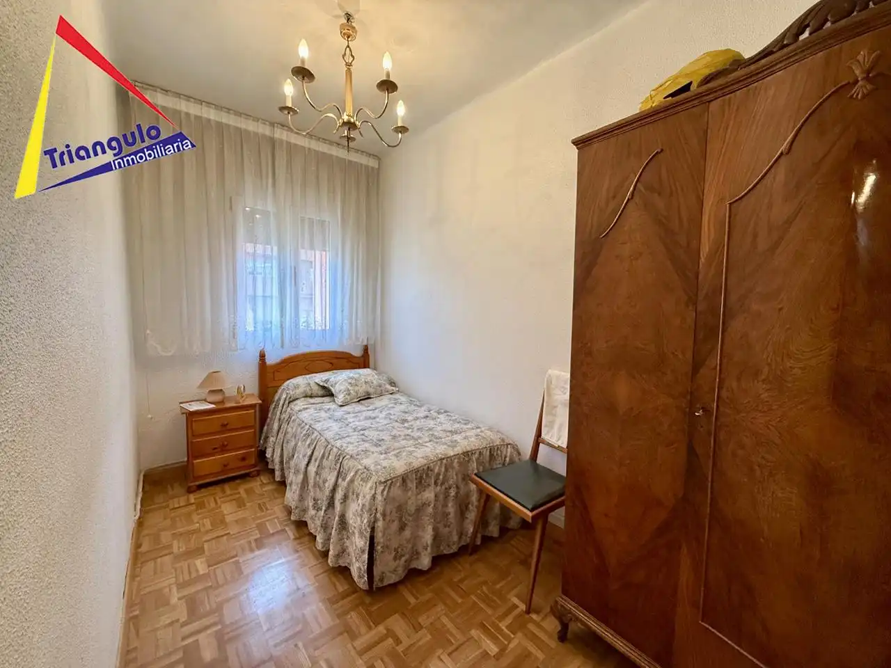 Bedroom of Flat for sale in Segovia  with Heating, Parquet flooring and Terrace