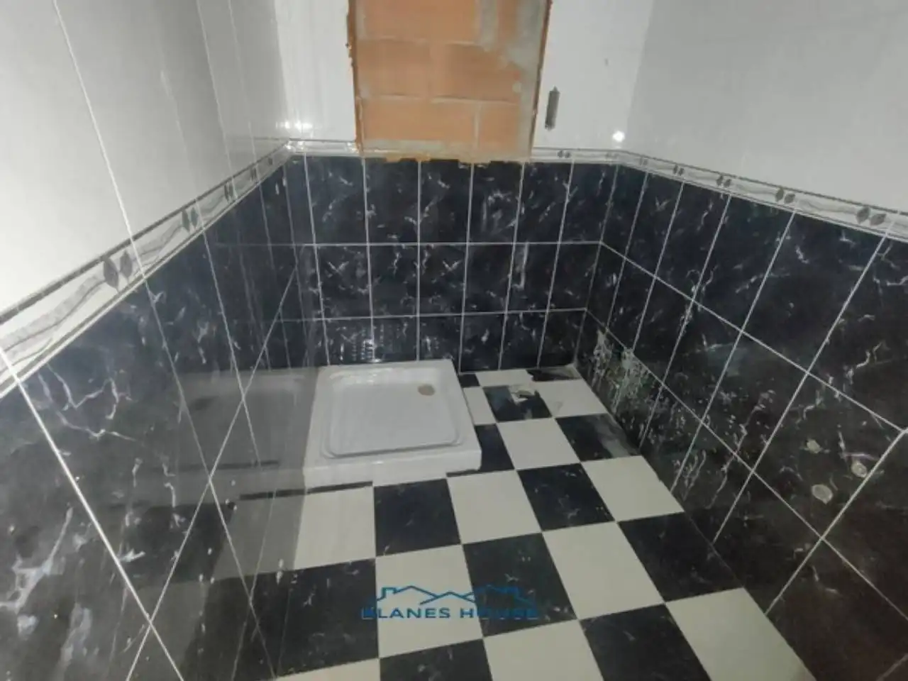 Bany de Casa o xalet en venda en Vidreres amb Terrassa i Piscina comunitària