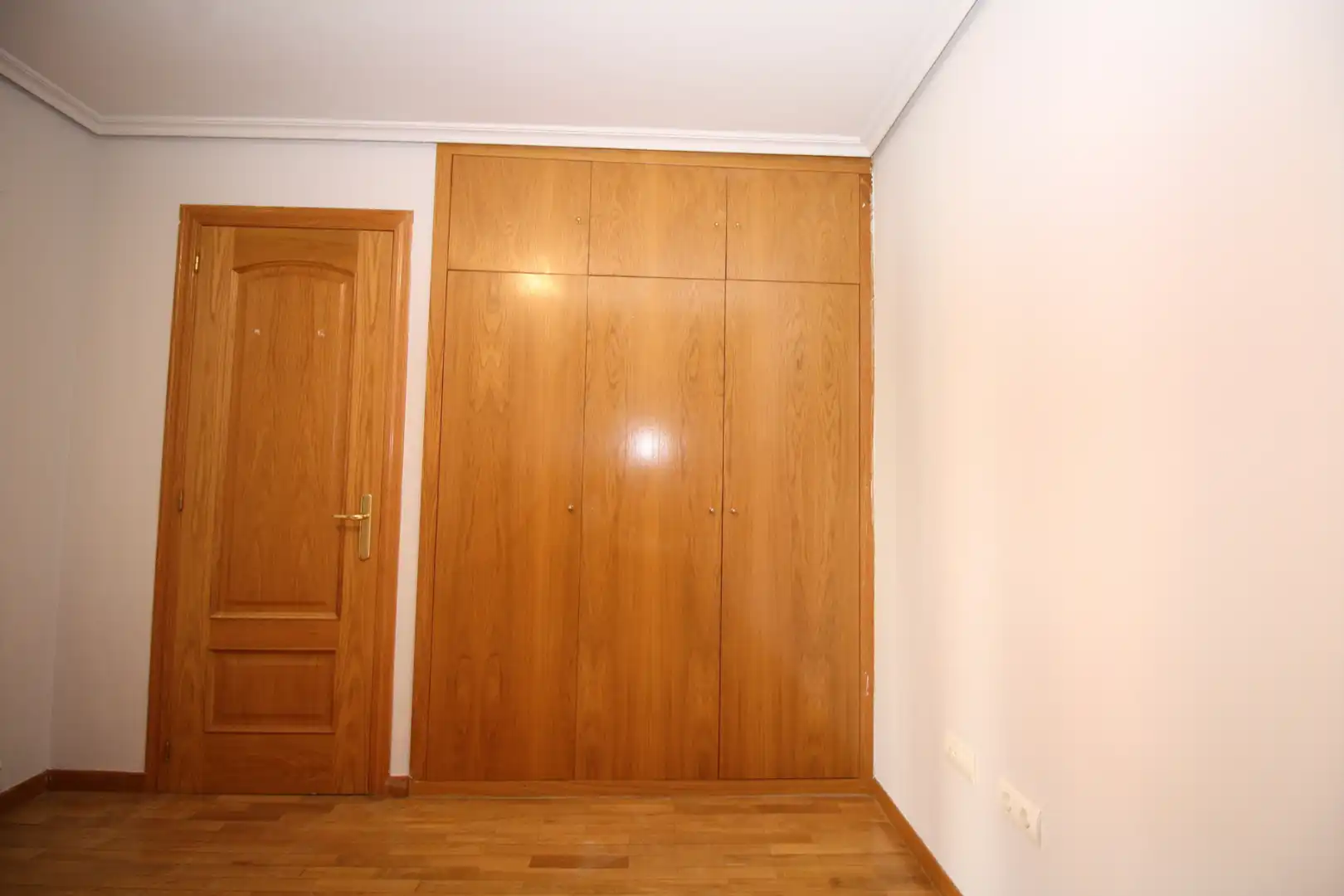 Dormitori de Pis de lloguer en Valladolid amb Calefacció, Parquet i Traster