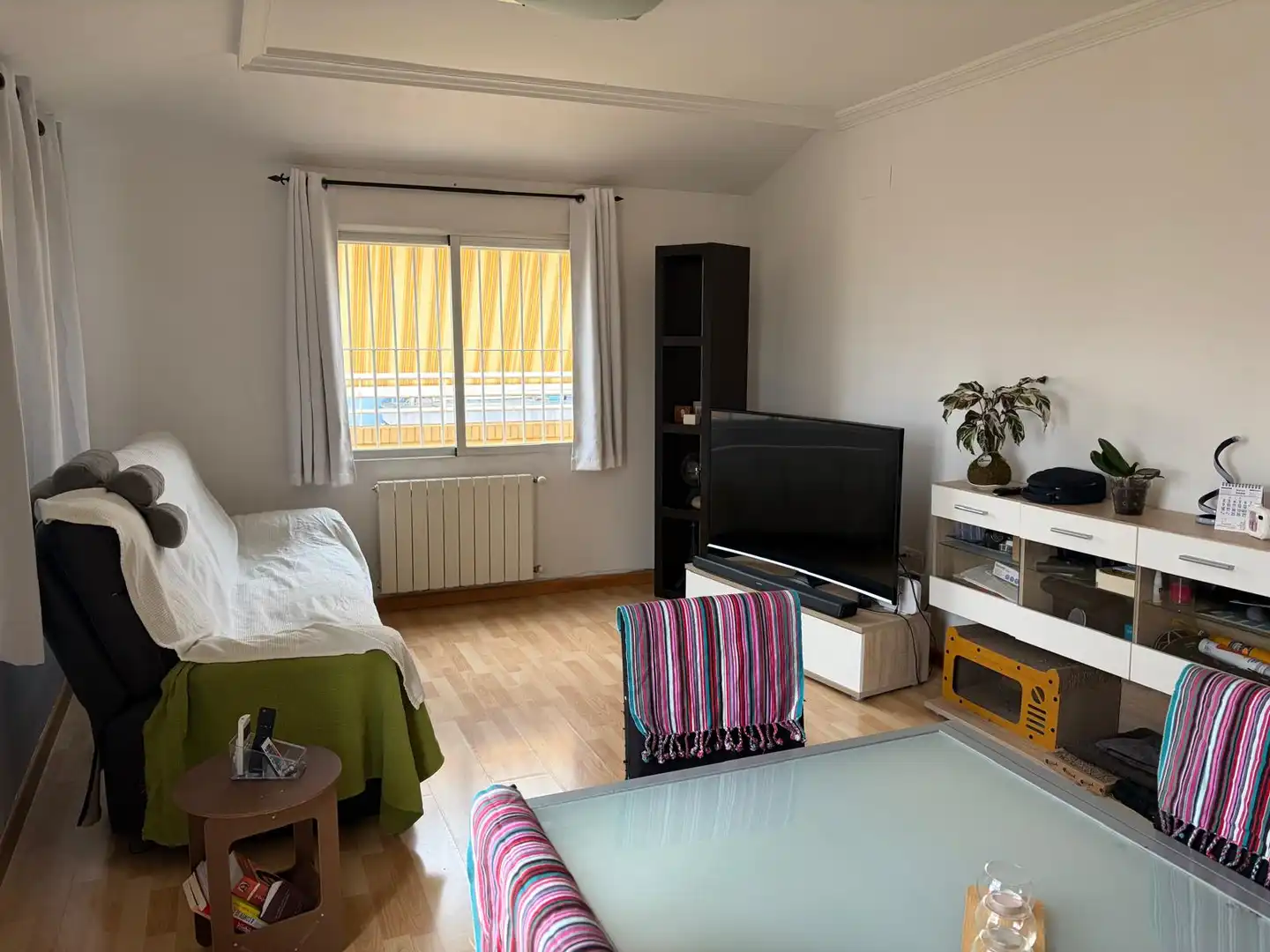Sala d'estar de Àtic en venda en Villena amb Aire condicionat, Calefacció i Parquet