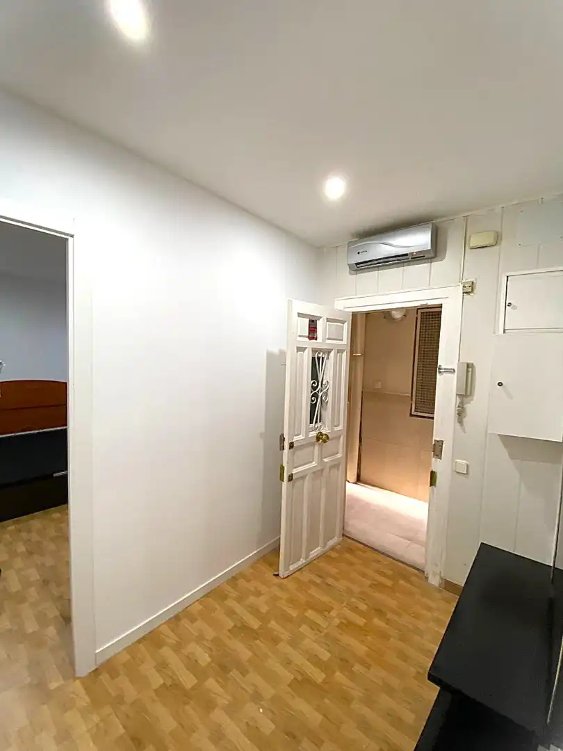 Wohnung zur Miete in Carrer de Berlín, Barri de les Corts