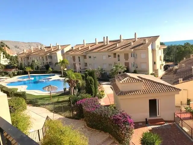 Vista exterior de Apartamento de alquiler en Altea con Aire acondicionado, Calefacción y Terraza