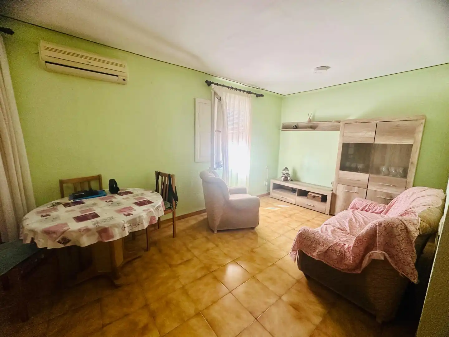 Sala de estar de Piso en venta en L'Aldea con Aire acondicionado y Amueblado