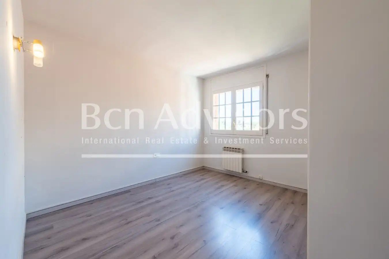 Habitación de Casa adosada en venta en Sant Just Desvern con Aire acondicionado, Calefacción y Parquet