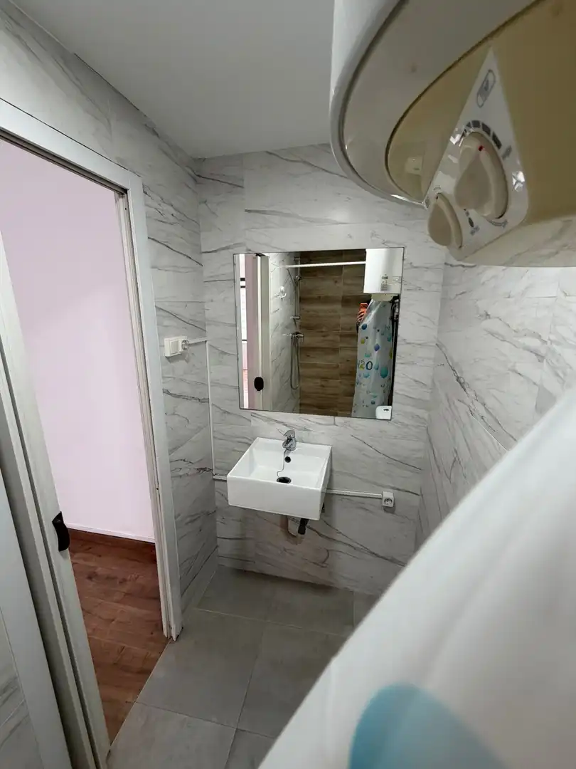 Badezimmer von Büro zum Verkauf in Barcelona